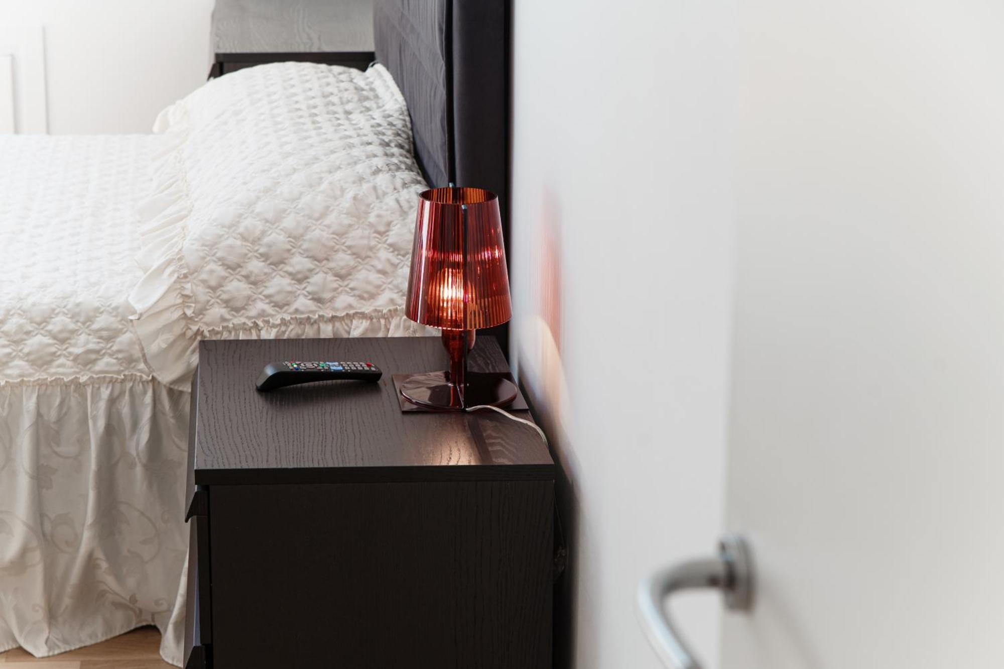 Apartamento Attic 64 - The House Of Travelers Como Exterior foto